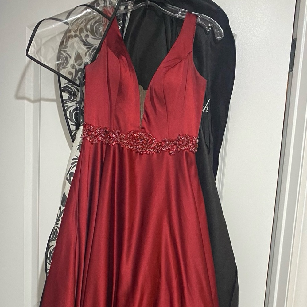 Size 6 formal gown